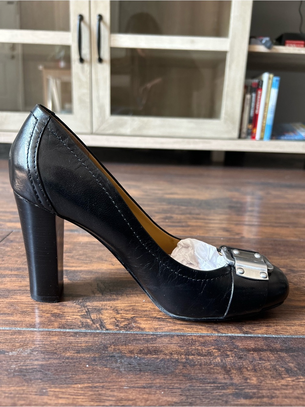 Nine West, Women, Black Leather Heeled Pumps with Silver Buckle - Picture 7 of 12